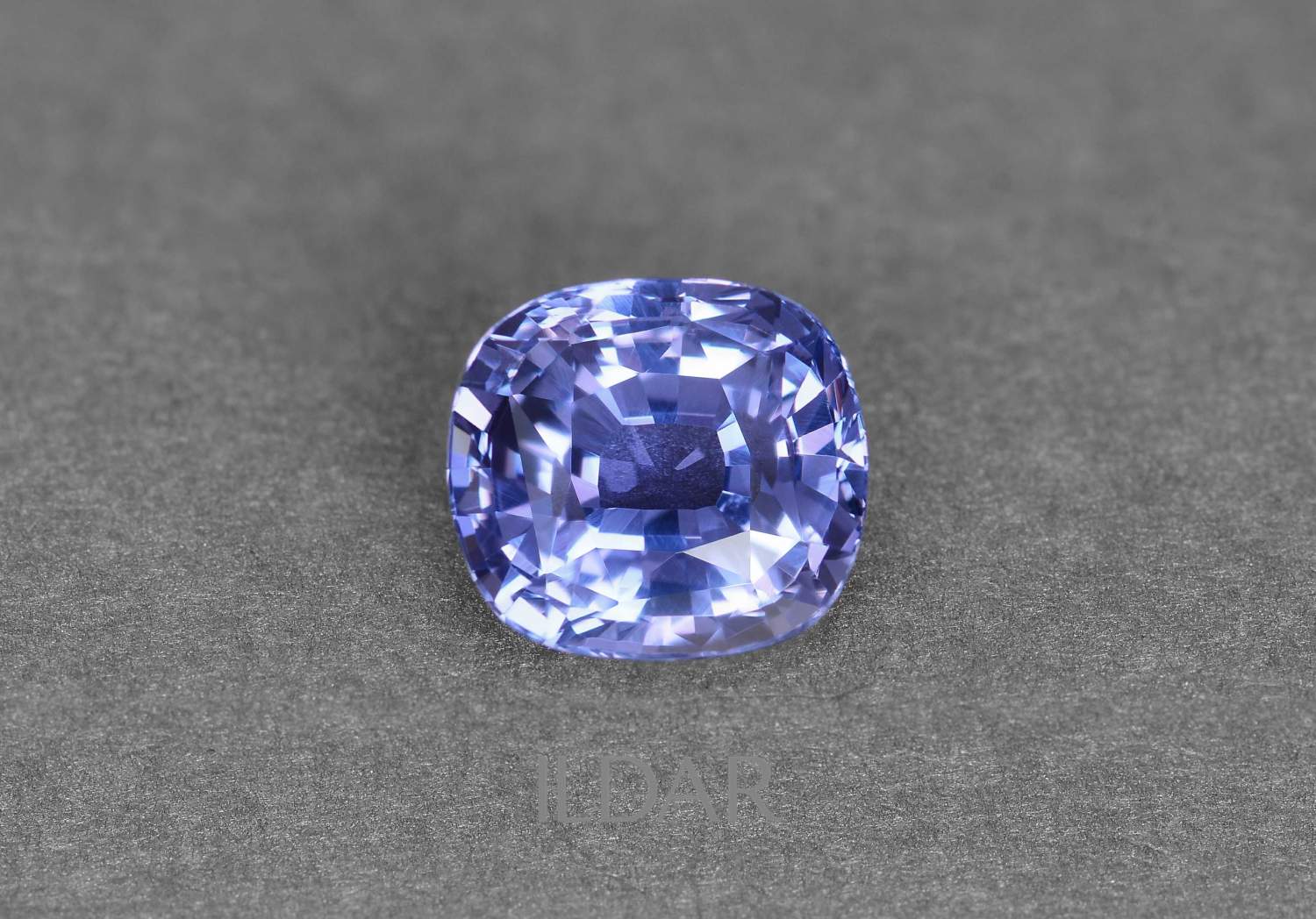 Natural sapphire with color change 3.24 ct order