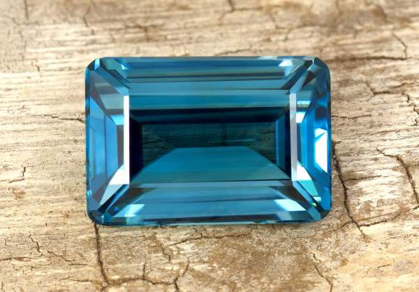 Emerald cut blue zircon 8.78 ct