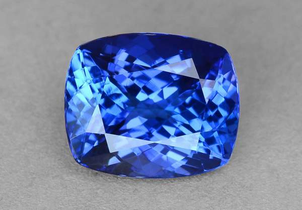 Rectangular cushion cut tanzanite 5.69 ct