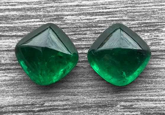 Emerald sugarloaf cabochons from Zambia 11.31 ct