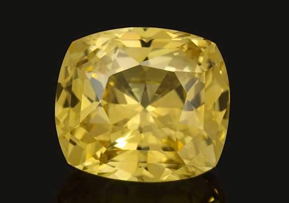 Large yellow sapphire 22.34 ct