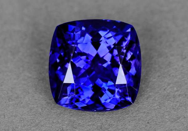 Tanzanite cushion gemstone 4.31 ct