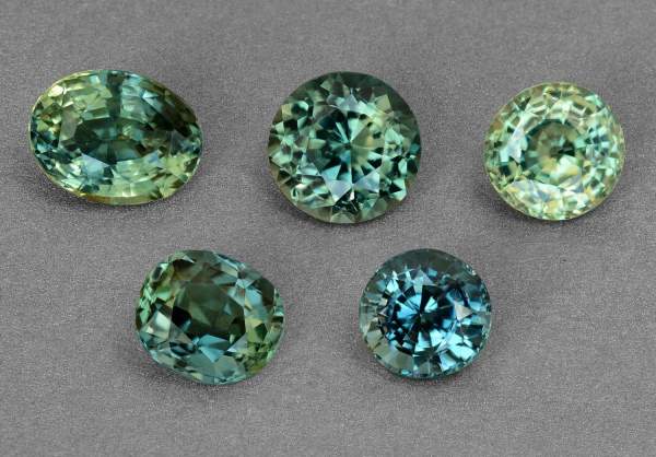 Set of fancy sapphires 10.51 ct