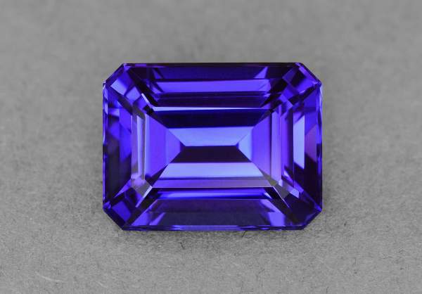 Natural emerald cut tanzanite 5.12 ct