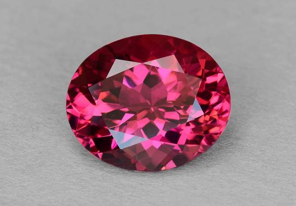 Pink tourmaline gemstone 6.97 ct