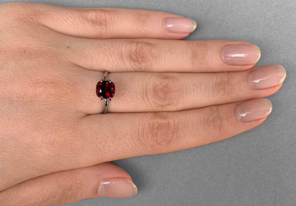 Red spinel 2.23 ct