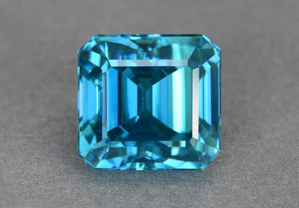 Blue zircon stone 18.03 ct