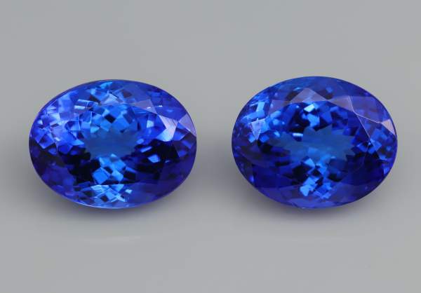 Oval cut tanzanite matched pair 14.84 ct