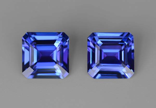 Pair of octagon cut tanzanites 6.87 ct