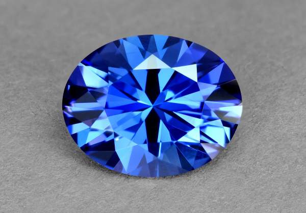 Tanzanite gemstone 5.33 ct