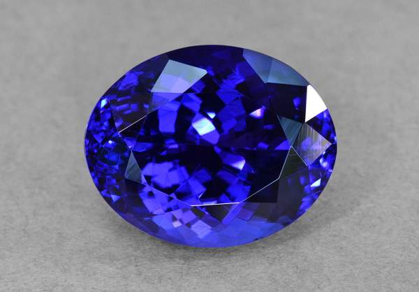 Blue tanzanite in oval cut 10.53 ct