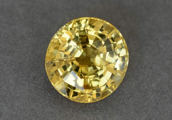 Unheated oval cut natural yellow sapphire 5.03 ct