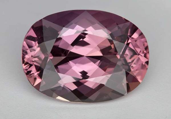 Pink sapphire with color change 17.08 ct