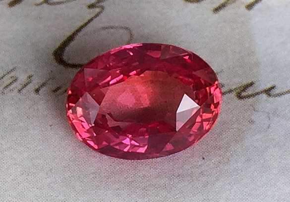 Pink-orange padparadscha sapphire 3.51 ct