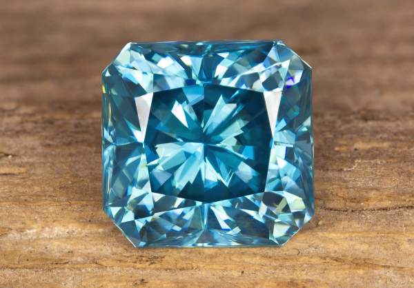 Blue zircon (starlite) 6.66 ct