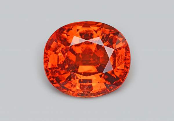 Oval cut orange spessartine garnet gemstone 2.9 ct