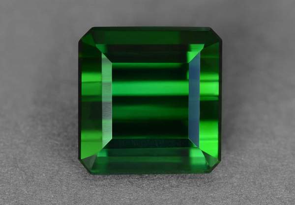 Green octagon cut tourmaline 6.62 ct
