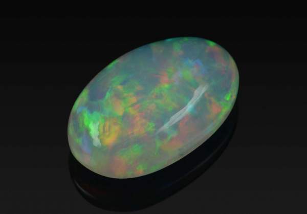 Large noble opal 13.72 ct