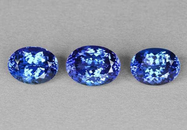 Set of natural blue tanzanite 19.29 ct