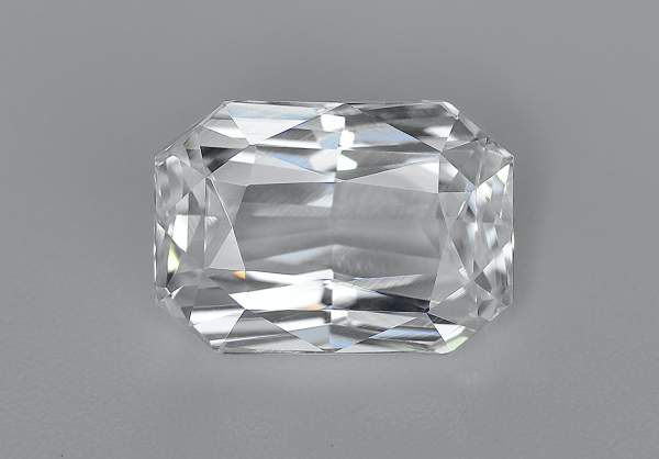 Natural colorless sapphire 2.53 ct