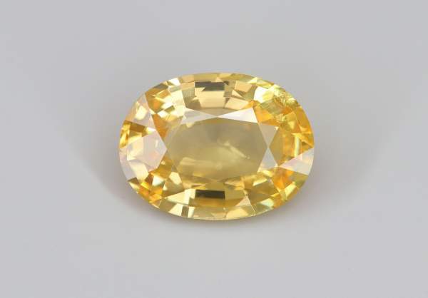 Oval cut unheated yellow sapphire 1.11 ct