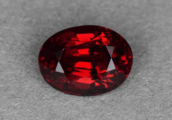 Dark red spinel from Burma 2.27 ct