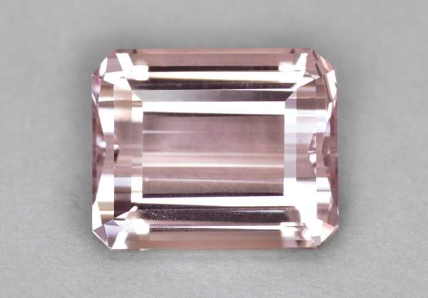 Large peach pink morganite from Brazil 23.69 ct