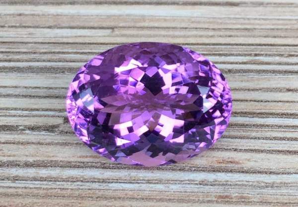 Purple amethyst 22.65 ct
